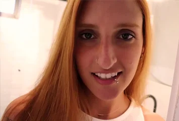 Kevlyn Santos empregada putinha esperou a patroa sair de casa para dar para o marido da corna
