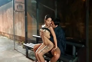 Lady Milf é a exibicionista brasileira mais tarada que adora foder em locais públicos e fez uma compilação sacana de suas melhores fodas